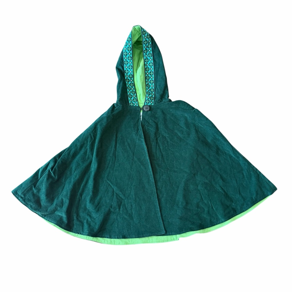 Flora & Fauna Unisex Hooded Cape For Kids Sz 10
